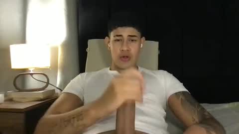 Javi    online show from 01-06-25, 04:26