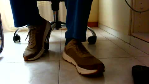 Snapshot of pablomenesssl chatting on 12-24-24, 09:39 Pablo Meness online show from 12-24-24, 09:39