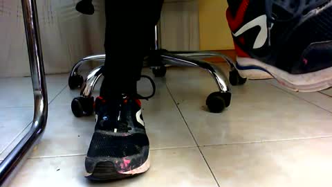 Snapshot of pablomenesssl chatting on 01-01-25, 11:38 Pablo Meness online show from 01-01-25, 11:38