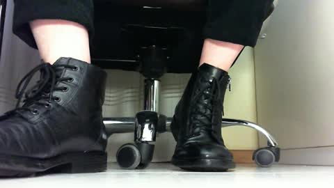 Snapshot of pablomenesssl chatting on 01-29-25, 06:50 Pablo Meness online show from 01-29-25, 06:50