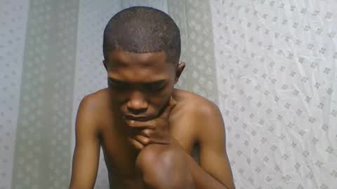 pactellin75 online show from 10-19-25, 05:13