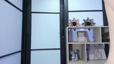 Paige online show from 01-16-25, 06:06