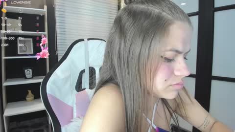 Paige online show from 01-17-25, 12:10