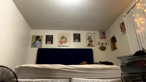 Snapshot of paigethekinkyone chatting on 12-28-24, 08:16 PrincessTsVivian online show from 12-28-24, 08:16