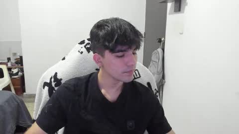 Snapshot of pakun_ chatting on 01-10-26, 04:25 pakun_ online show from 01-10-26, 04:25