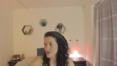 Paloma  online show from 03-21-26, 08:34