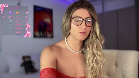 Snapshot of pame_leon chatting on 01-18-25, 02:12 . online show from 01-18-25, 02:12