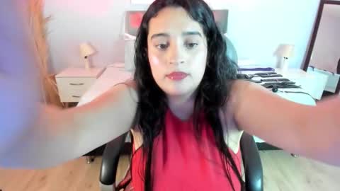 Snapshot of pamela_cheverry chatting on 02-25-26, 04:44 Pamela online show from 02-25-26, 04:44