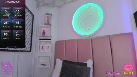 Snapshot of pamela_dimantis_ chatting on 02-15-26, 07:51 Pamela online show from 02-15-26, 07:51