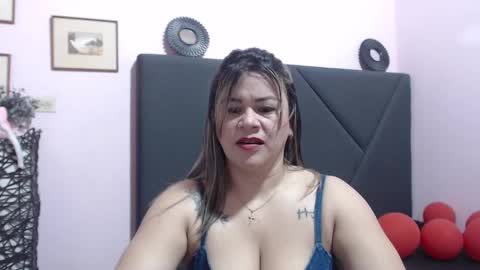 pamela_echeverria online show from 09-10-25, 10:26