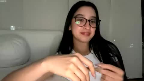 pamela_milleer online show from 01-08-26, 12:35