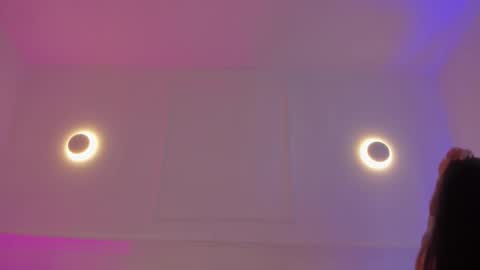 Manuela online show from 10-28-25, 11:47