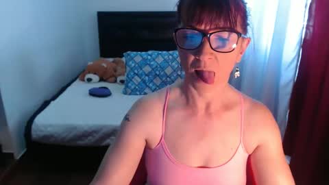 Pamela Jagger online show from 12-14-25, 04:34