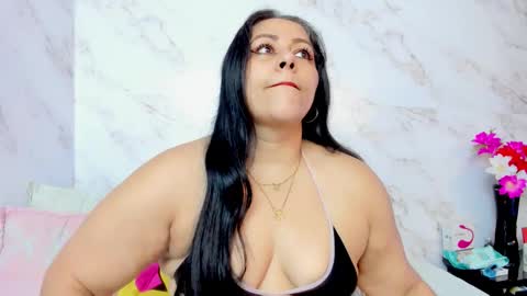 Pamela online show from 11-11-25, 07:36