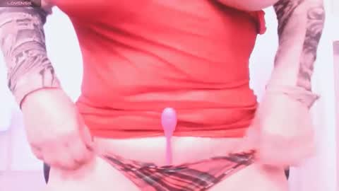 Snapshot of pamelafox chatting on 10-06-25, 06:38 PAMELAFOX online show from 10-06-25, 06:38