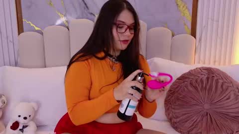 Pamela  online show from 10-17-25, 01:03