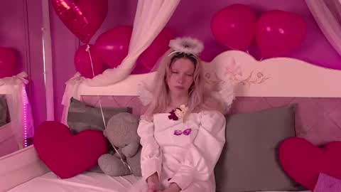 Pamelamy online show from 02-17-25, 01:10