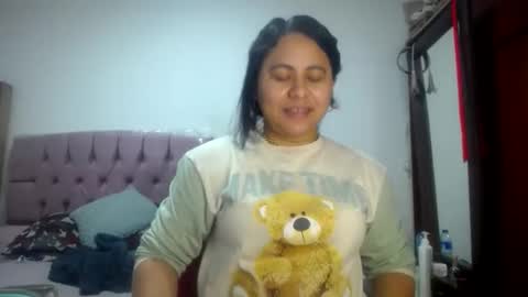 Snapshot of pamelitamartin chatting on 10-01-25, 02:56 pamelitamartin online show from 10-01-25, 02:56
