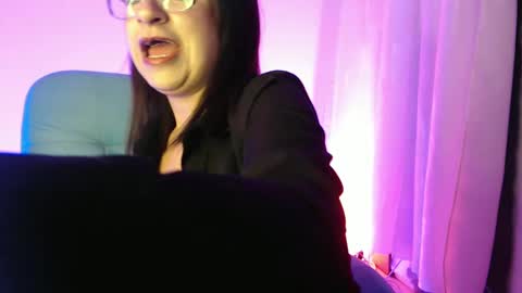 Carolinesworldx online show from 02-27-25, 02:21