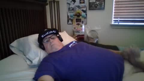 panos online show from 10-13-25, 05:57