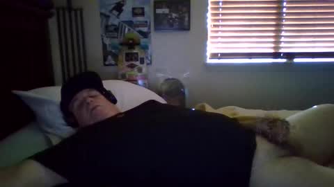 panos online show from 12-19-25, 02:13