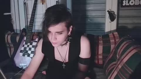 Snapshot of panther_cap chatting on 09-26-25, 04:27 In bio online show from 09-26-25, 04:27