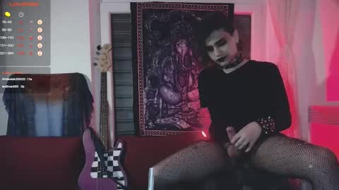 Snapshot of panther_cap chatting on 10-08-25, 11:13 In bio online show from 10-08-25, 11:13