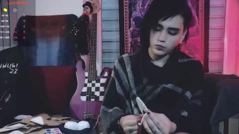 Snapshot of panther_cap chatting on 10-17-25, 05:54 In bio online show from 10-17-25, 05:54