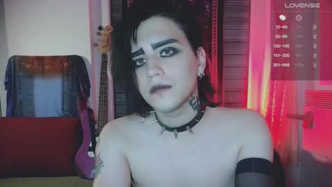 Snapshot of panther_cap chatting on 10-30-25, 02:24 In bio online show from 10-30-25, 02:24