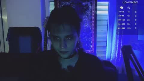 Snapshot of panther_cap chatting on 11-17-25, 11:05 In bio online show from 11-17-25, 11:05