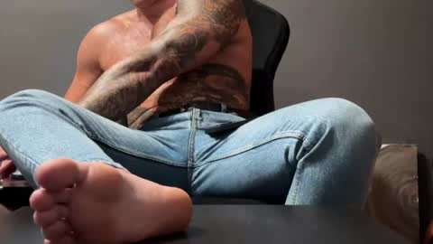 Oleg online show from 04-23-26, 02:19