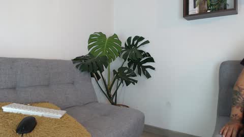 pantyhose_xxx_ online show from 12-11-24, 07:25