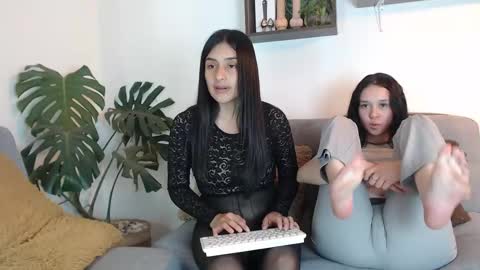 pantyhose_xxx_ online show from 02-13-25, 06:48