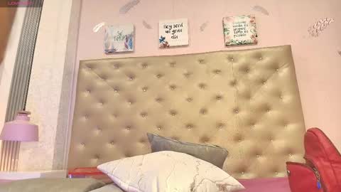      online show from 02-22-26, 03:51