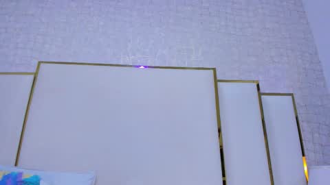 Paola  online show from 11-27-25, 08:05