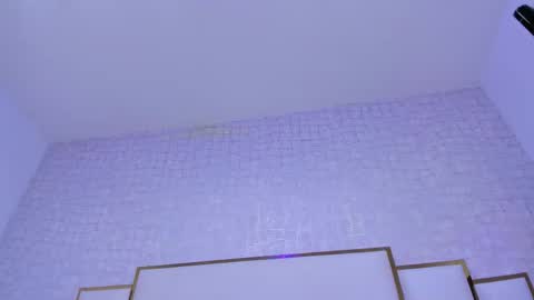 Paola  online show from 11-29-25, 11:35