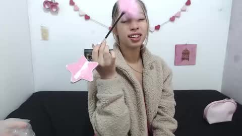 Paola online show from 02-26-25, 12:03