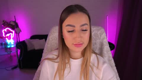 Lia online show from 12-22-24, 01:55