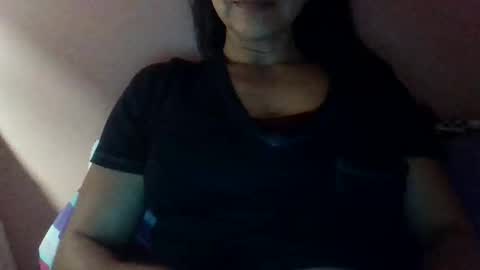 Snapshot of paolamz10 chatting on 12-15-25, 12:48 paolamz10 online show from 12-15-25, 12:48