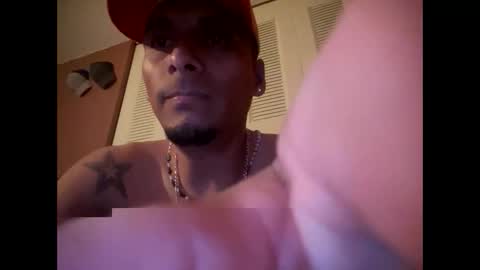 Snapshot of papasitoric0 chatting on 02-04-26, 07:25 papasitoric0 online show from 02-04-26, 07:25