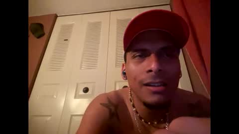 Snapshot of papasitoric0 chatting on 02-09-26, 08:29 papasitoric0 online show from 02-09-26, 08:29