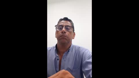 Snapshot of papi2525 chatting on 02-13-26, 10:39 papi2525 online show from 02-13-26, 10:39