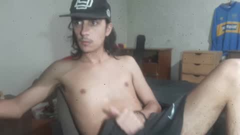 Snapshot of papito20cm chatting on 12-22-24, 06:06 Lau online show from 12-22-24, 06:06