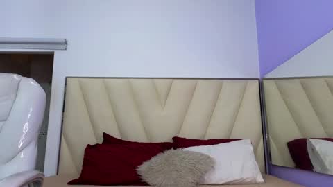 Amy and my doll online show from 01-15-25, 07:05