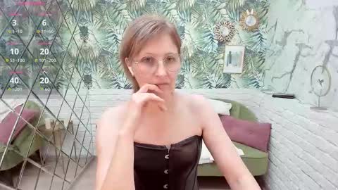 Paris online show from 12-02-25, 07:20