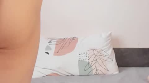 Snapshot of paris_hilt_on chatting on 12-13-24, 03:38 Sasha online show from 12-13-24, 03:38