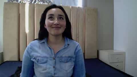 kitty online show from 11-23-25, 07:24