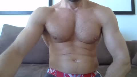 Porn Actor 21cm Hetero online show from 12-18-24, 01:02