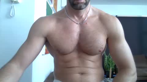 Porn Actor 21cm Hetero online show from 12-23-24, 09:59