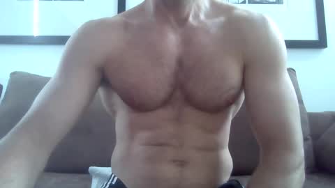 Porn Actor 21cm Hetero online show from 02-09-25, 06:43